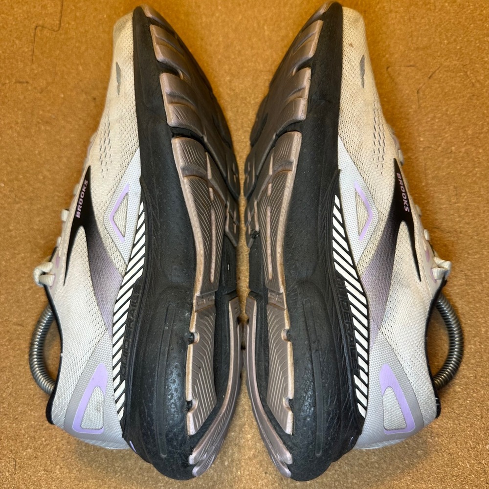 Brooks Adrenaline GTS 23 Womens Running Shoes Grey Purple 1203811B039 Size 7.5 - Picture 5 of 10